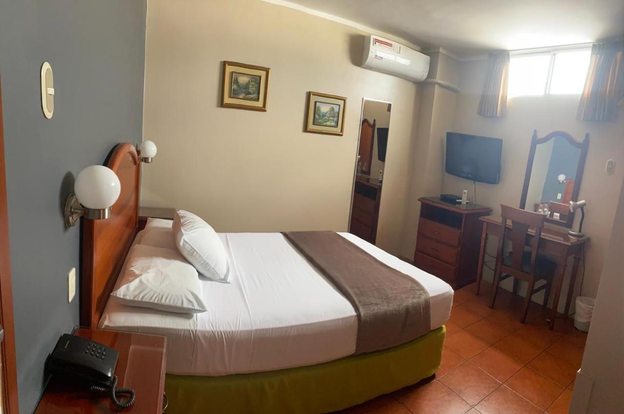 Grand Hotel Americano Machala Camera foto